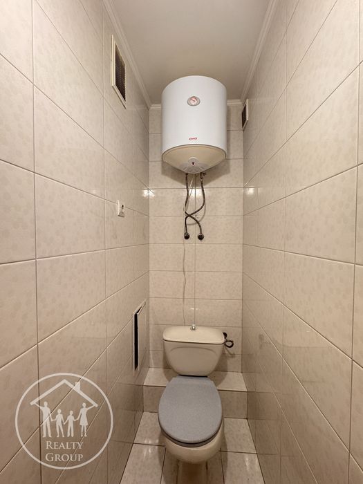 3к на Сихові, ізольовані кімнати +паркомісце +підвал