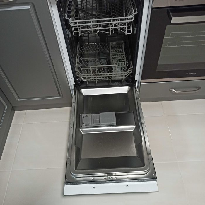 Встраиваемая посудомоечная машина CANDY CDI 1L949