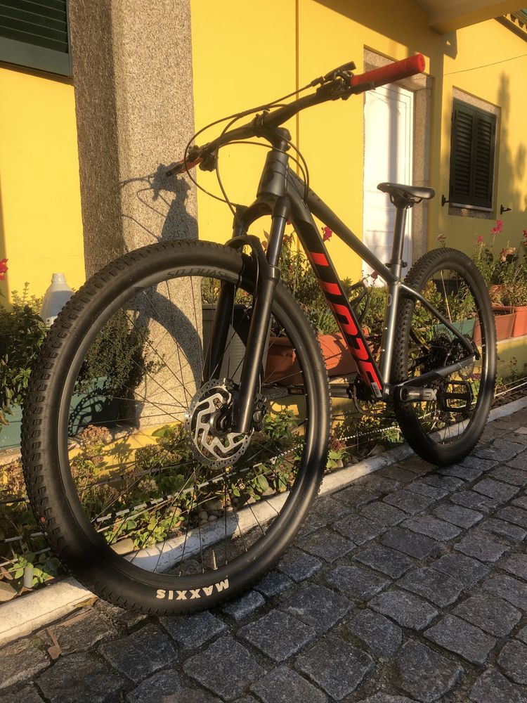 Bicicleta Scott Scale 970