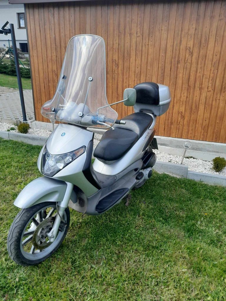 Skuter piaggio Beverly 125