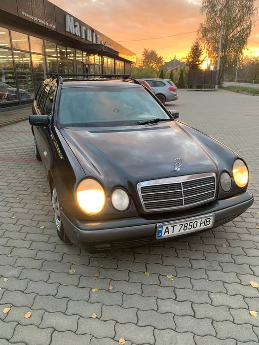 Мерс 210 універсал