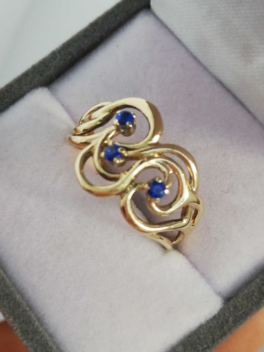 WŁOSKI bajkowy pierścionek szafirowy Lśniący błyszczący