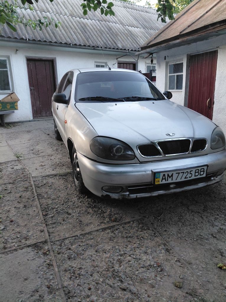 Продам ланос 1.5