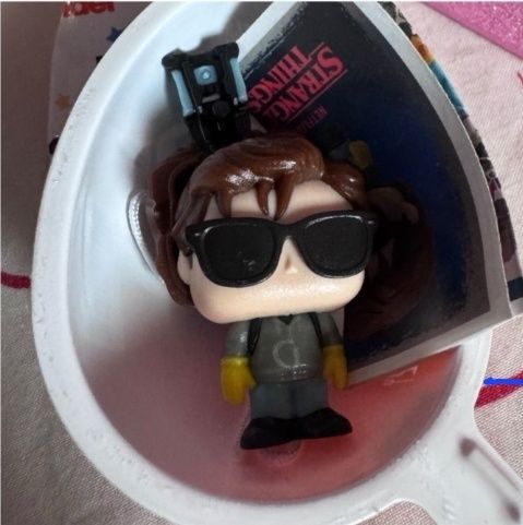 Фигурка Стив Харрингтон Kinder Joy