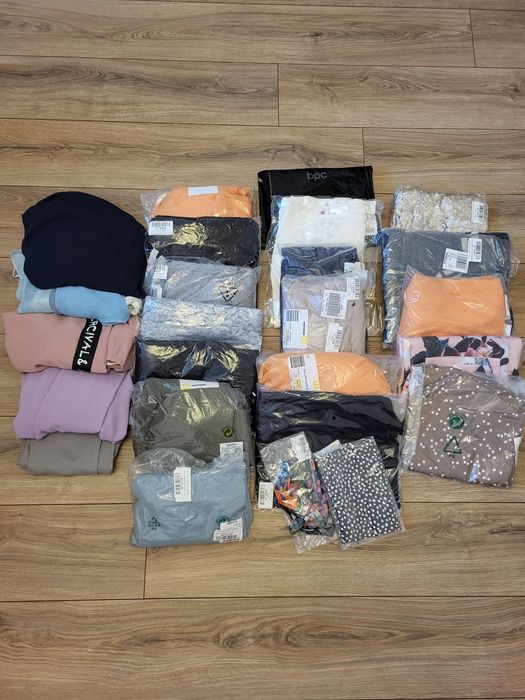 Zestaw Odzież damska x25szt odsprzedaż