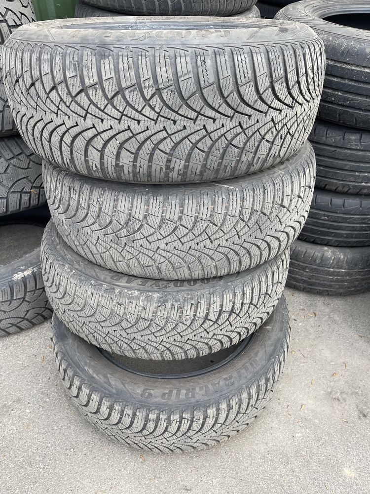 Продам Резину 205/55 R16