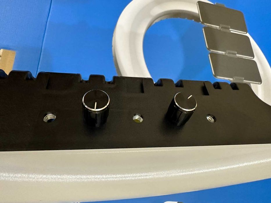 Кольцевая лампа RL 18 со штативом оригінал