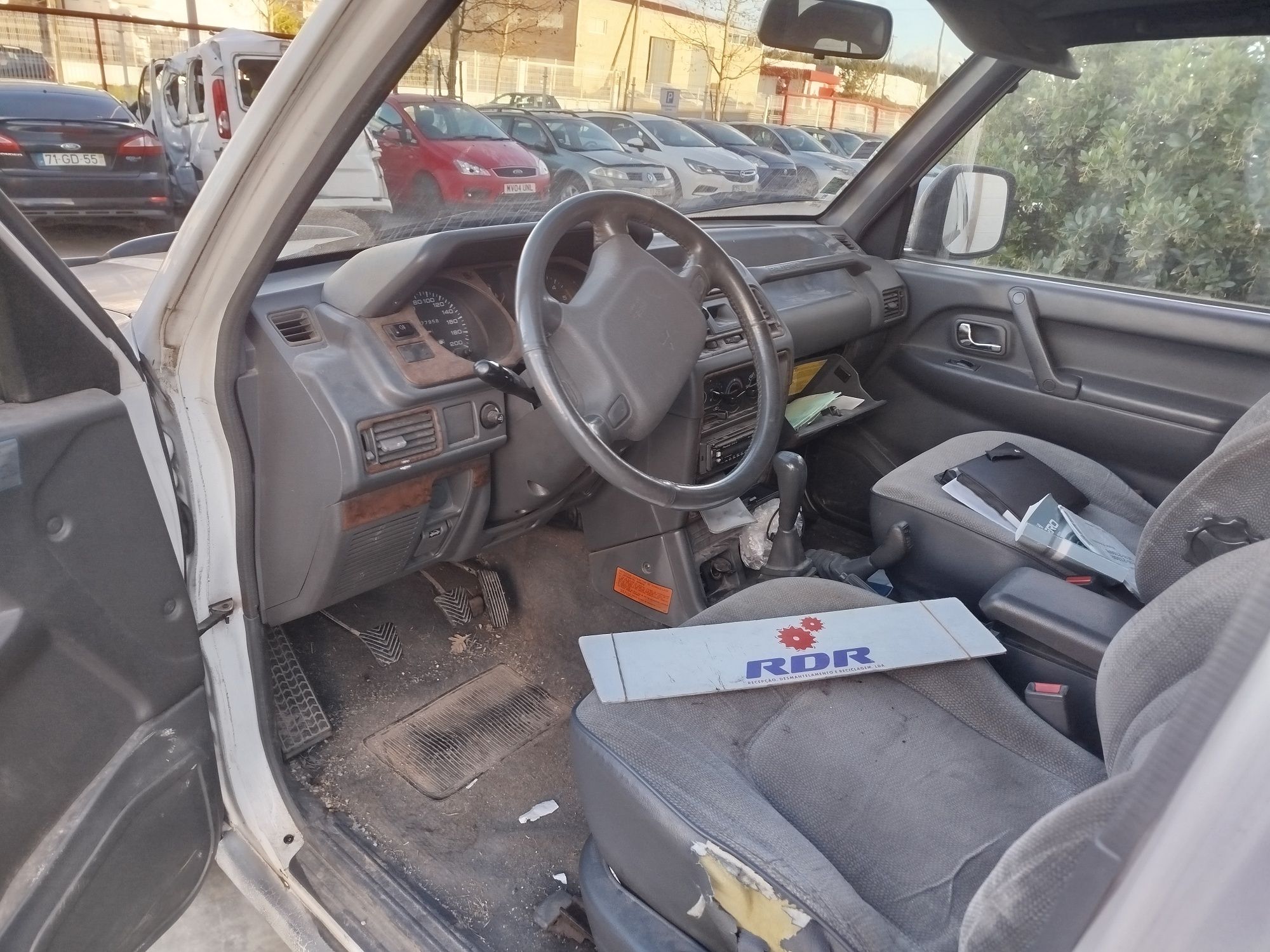 Mitsubishi Pajero 2.5