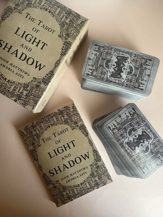 Різні колоди таро