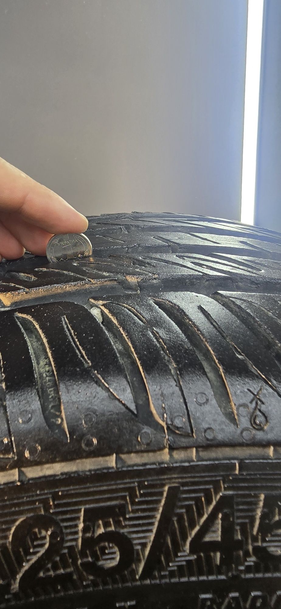 Продам резину UNIROYAL RainSport 2 225/45R17