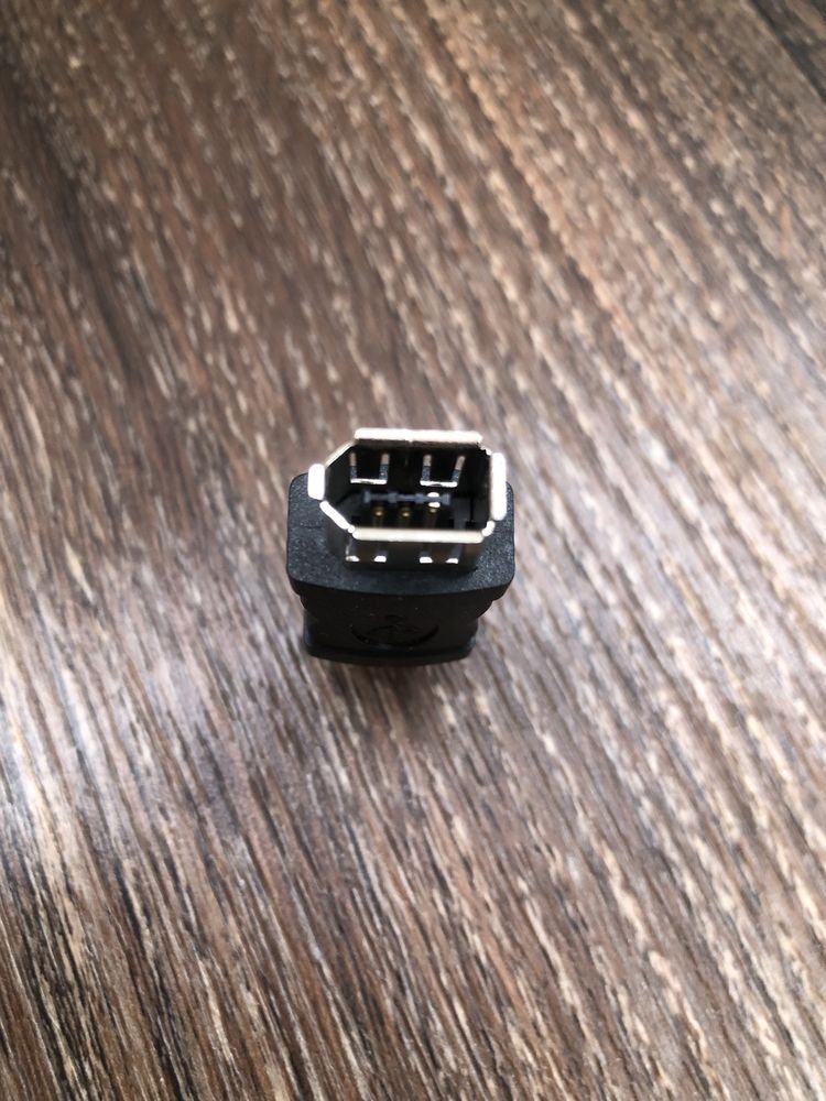 Перехідник з USB на FIREWARE