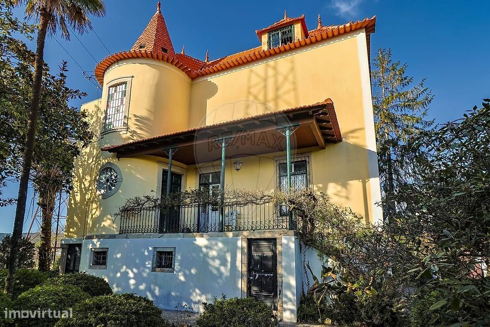 Moradia T5 para venda