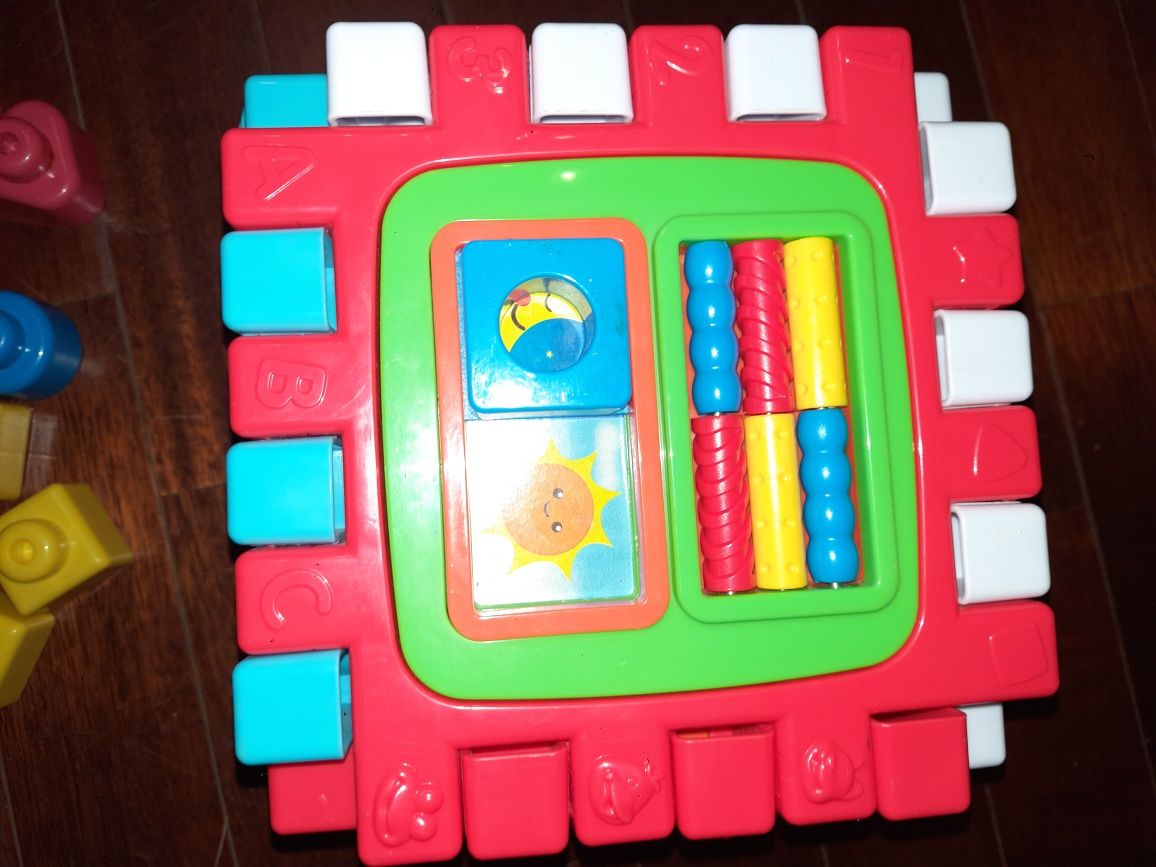 Kostka edukacyjna imteraktywna sensoryczna One Two Fun