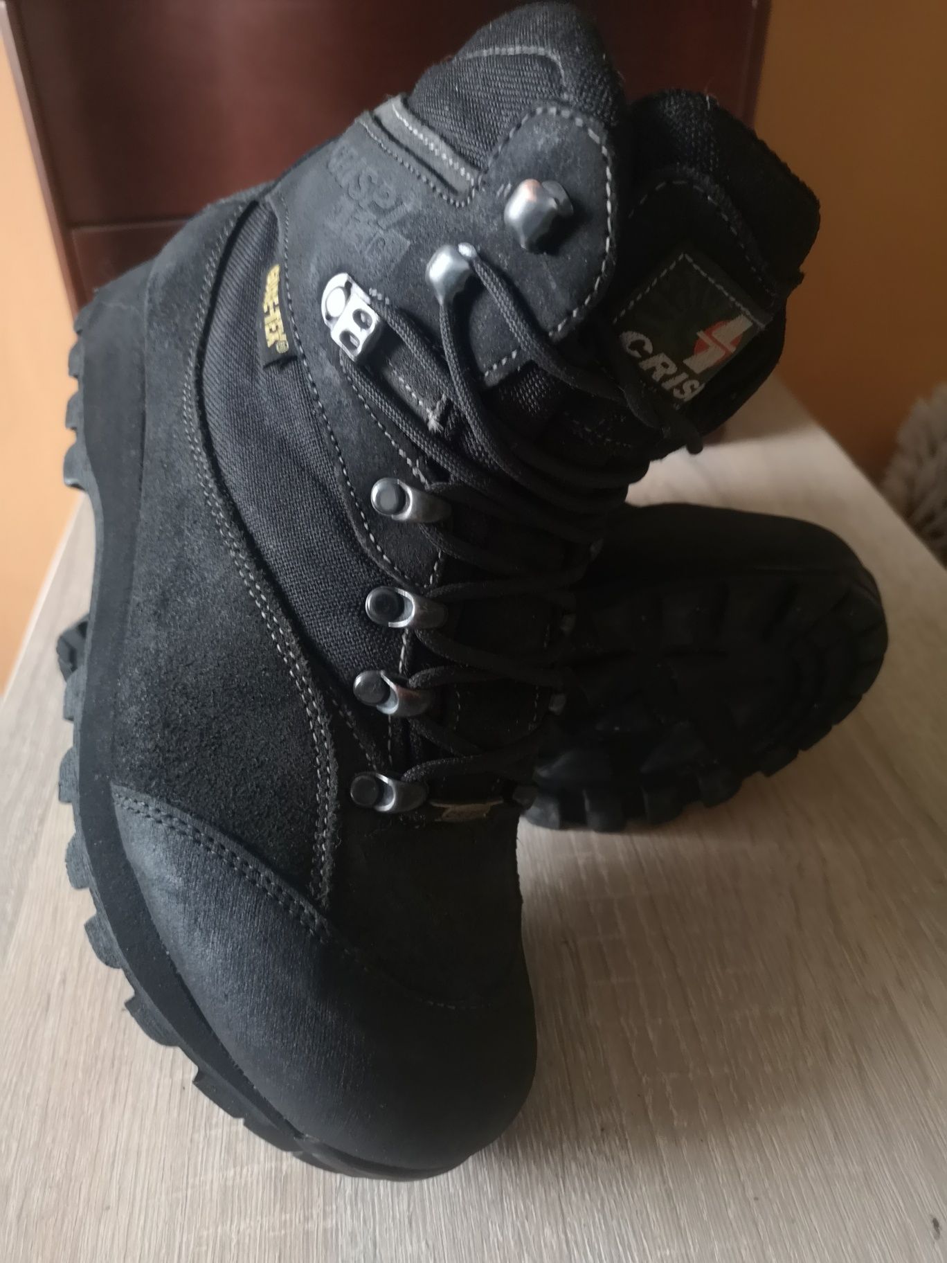 Crispi 38 buty Trekkingowe Górskie Trekkingi GoreTex Vibram