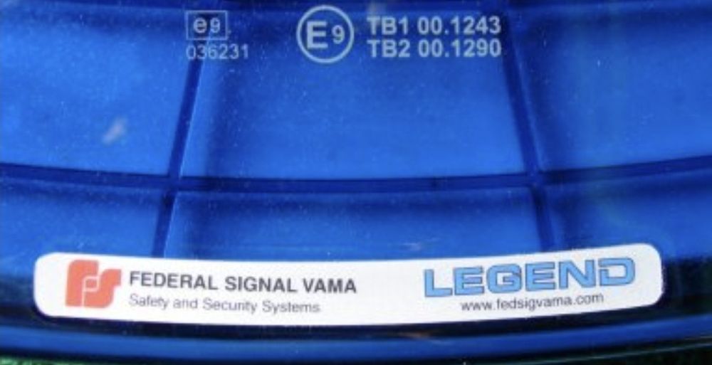 Luz de emergência azul e sirene