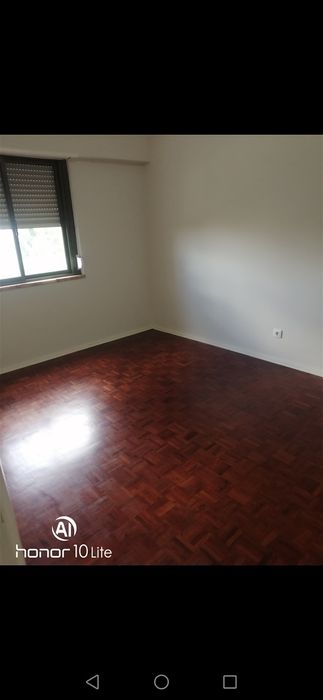 Quero dividir um apartamento t3