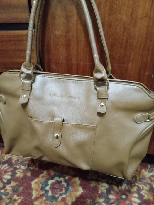 Сумка жіноча в ідеальному стані