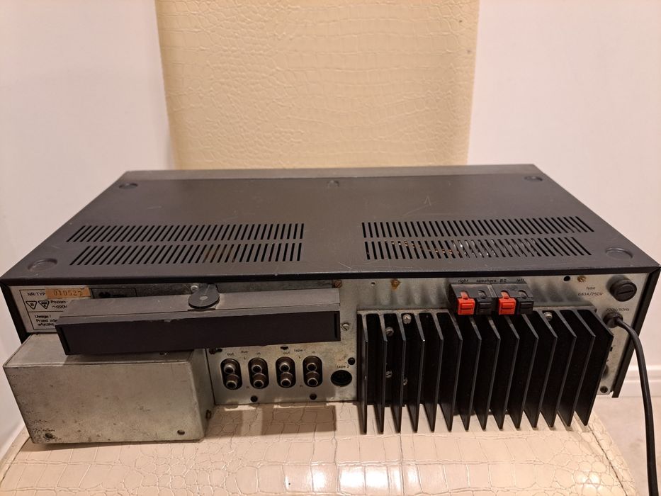 ZRK FM-AM stereo receiver AT 9115