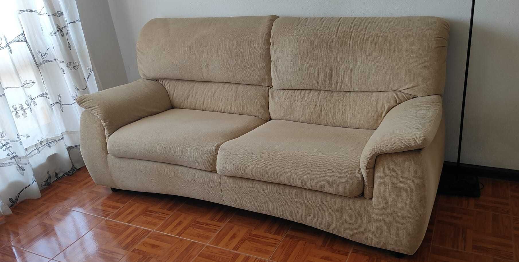 Sofá de 3 ugares