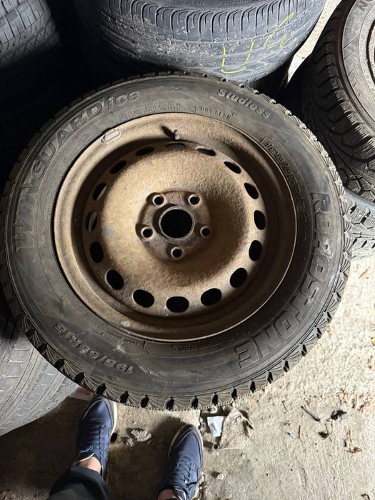 Комплект колес 195/65/15