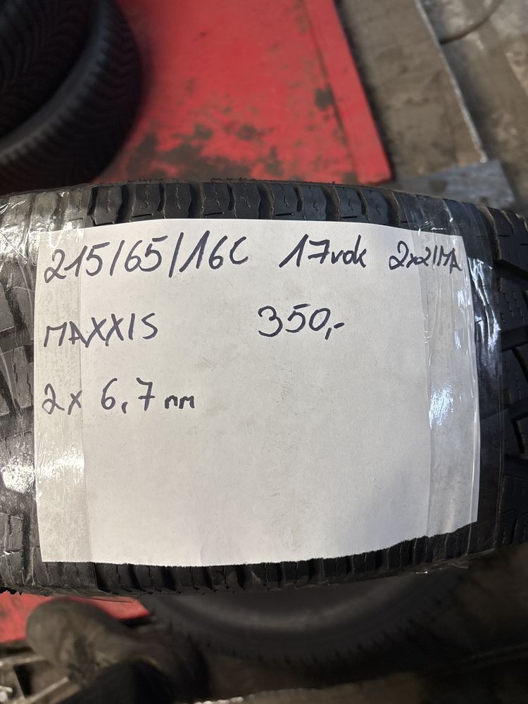 215/65R16C Maxxis 17 rok 2szt zima