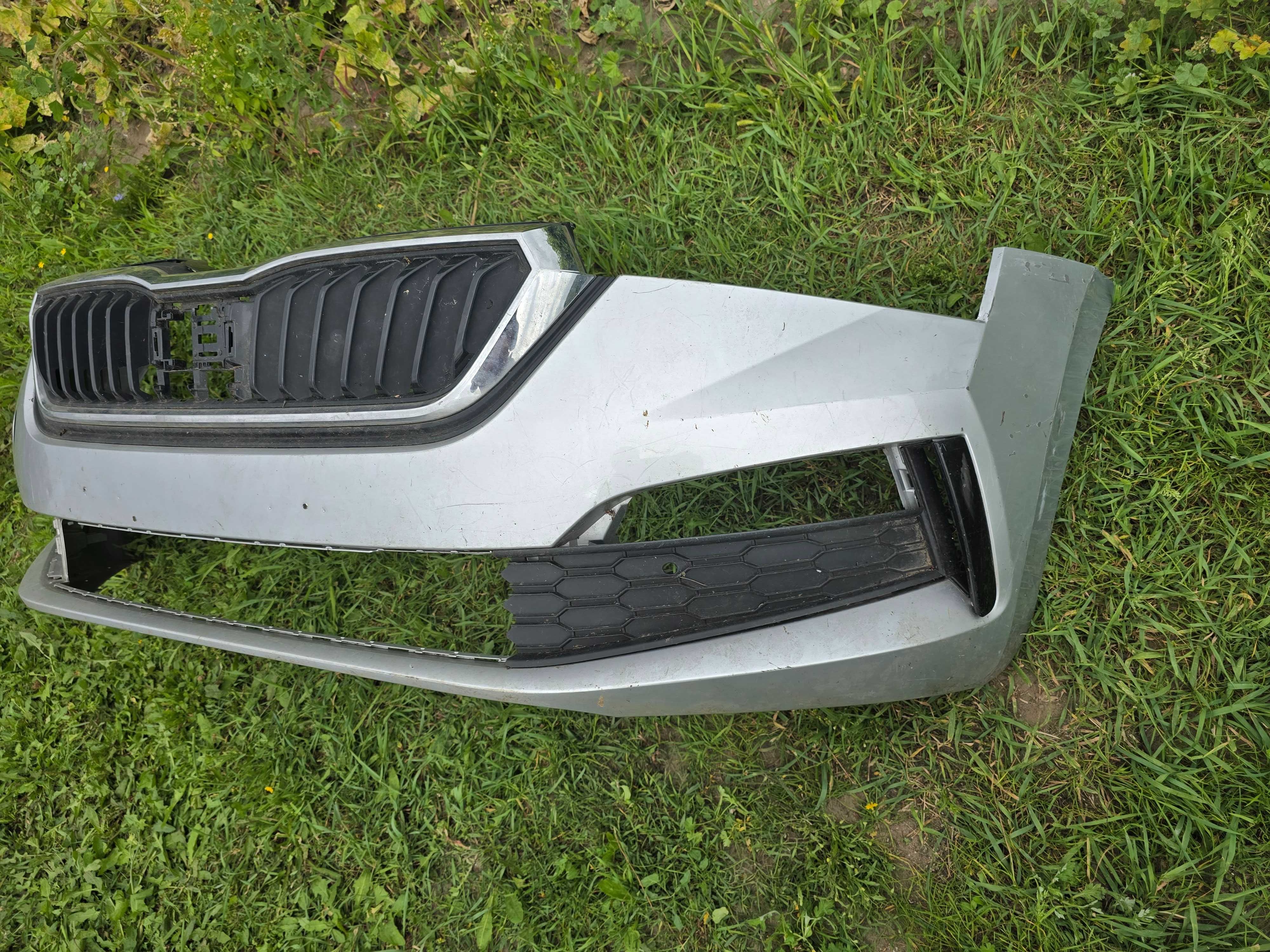zderzak przód Skoda Scala