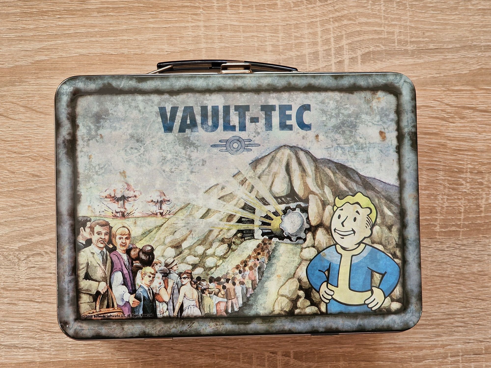 Fallout 3 edycja kolekcjonerska pudełko lunchbox + unikatowa figurka