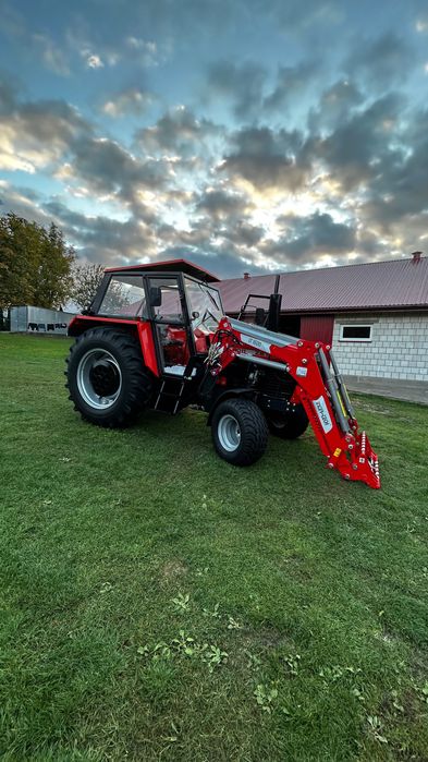 Ciągnik Zetor 8011
