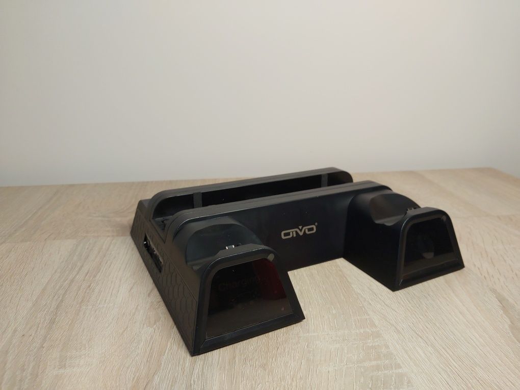 Stacja Dokująca ładowarka Ps4 Playstation OIVO P4 series