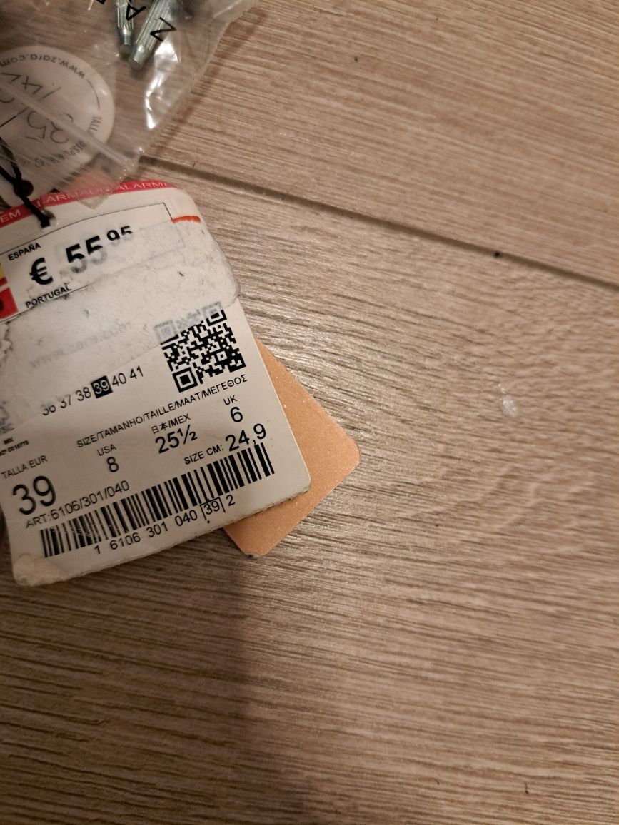 Zara - buty skórzane na obcasie kobiece
