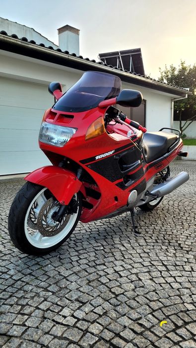 Honda CBR 1000 F 1990