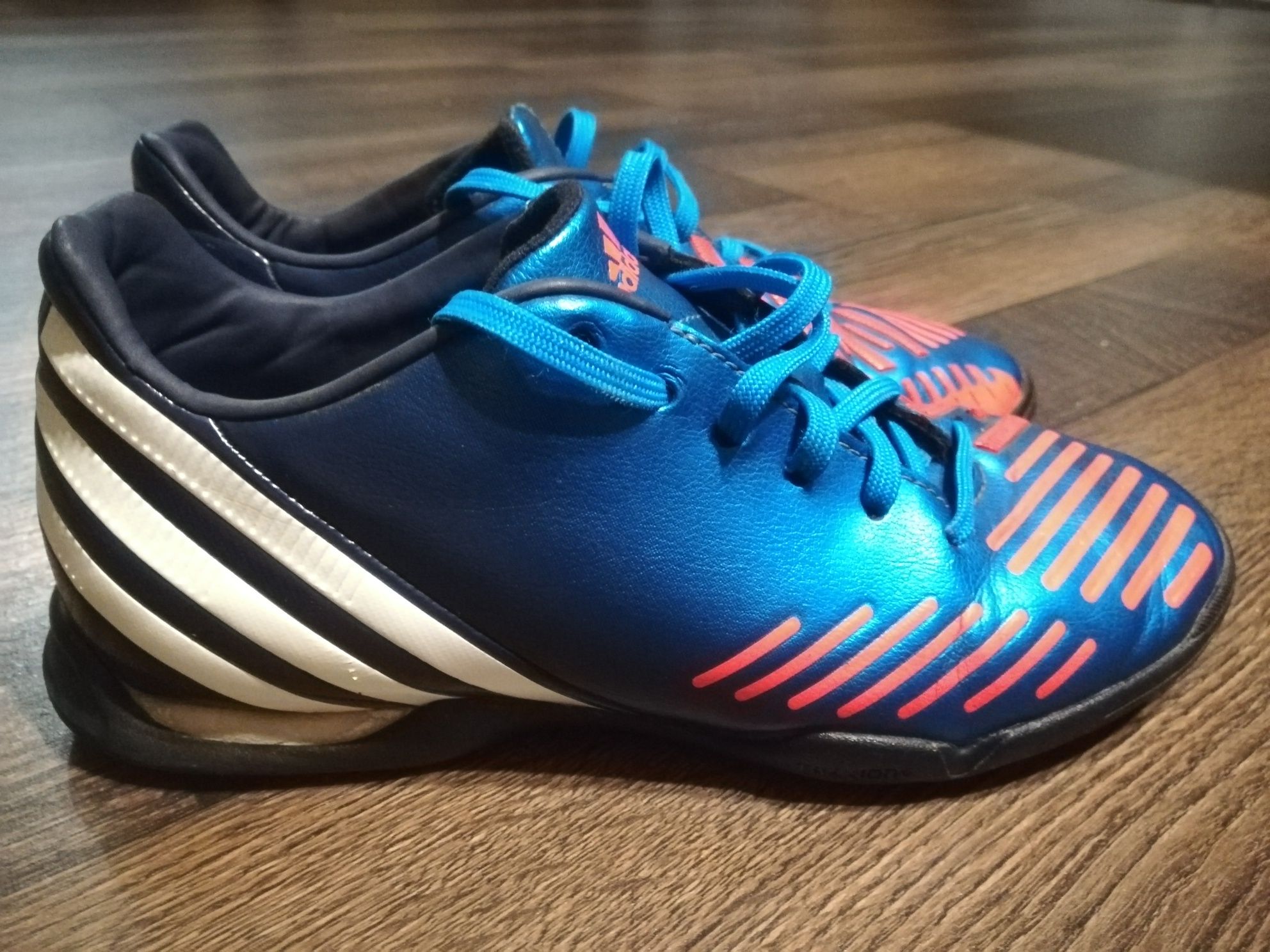 Adidas PREDATOR turfy rozmiar 35 nowa cena