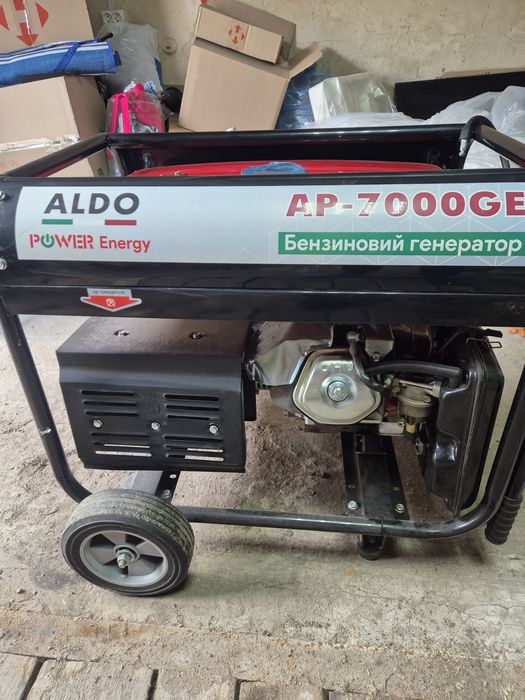 Продам Бензиновий Генератор на 7 квт,виробництво Італія