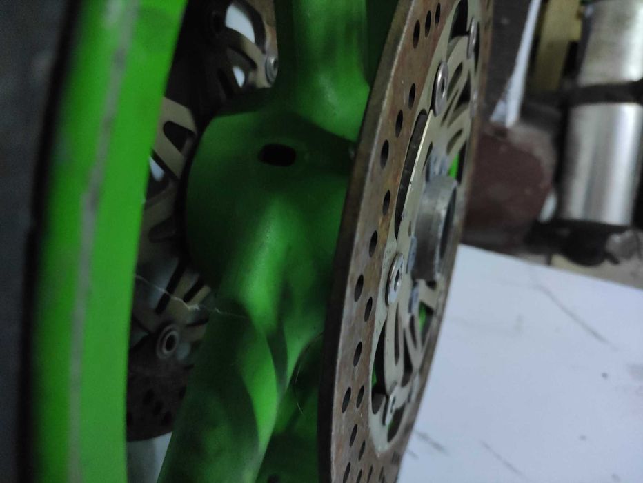 Koło przednie Kawasaki ZZR 1200 02do05 17x3,5 Felga opona tarcze