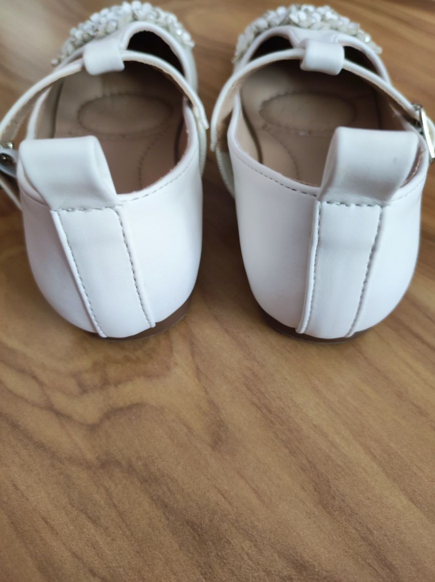 Piękne! Buty dziewczence białe, r. 27 - Cool club