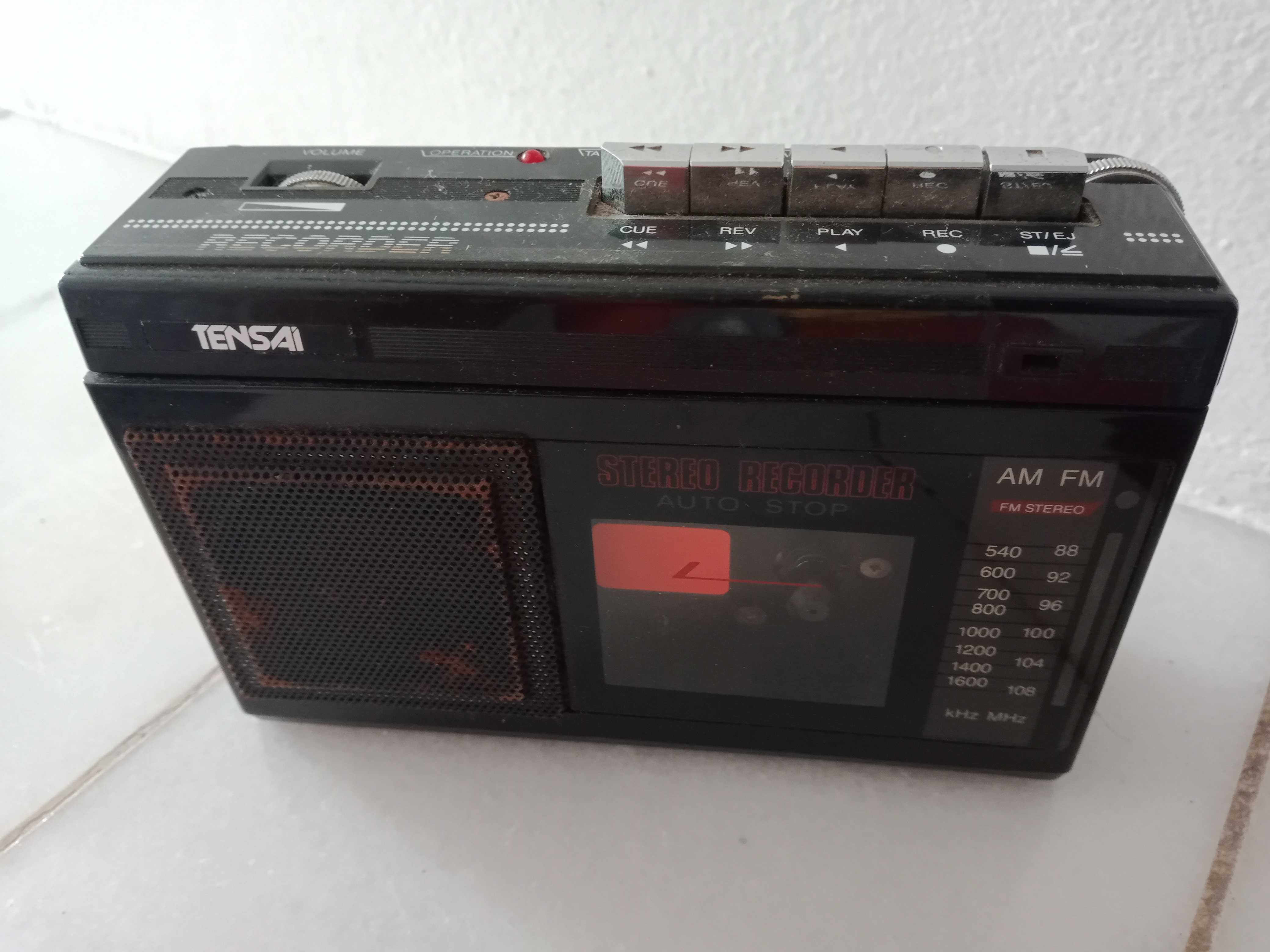 Walkman TENSAI RCR-3211- Reprodutor, gravador e rádio FM