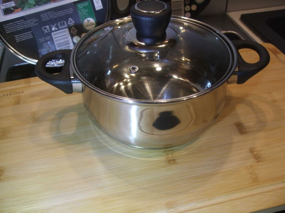 GARNEK NIERDZEWNY TRADYCYJNY Stalowy 18cm, 2L z Pokrywką Indukcja, gaz