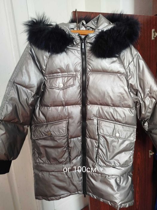 Зимова куртка на дівчинку