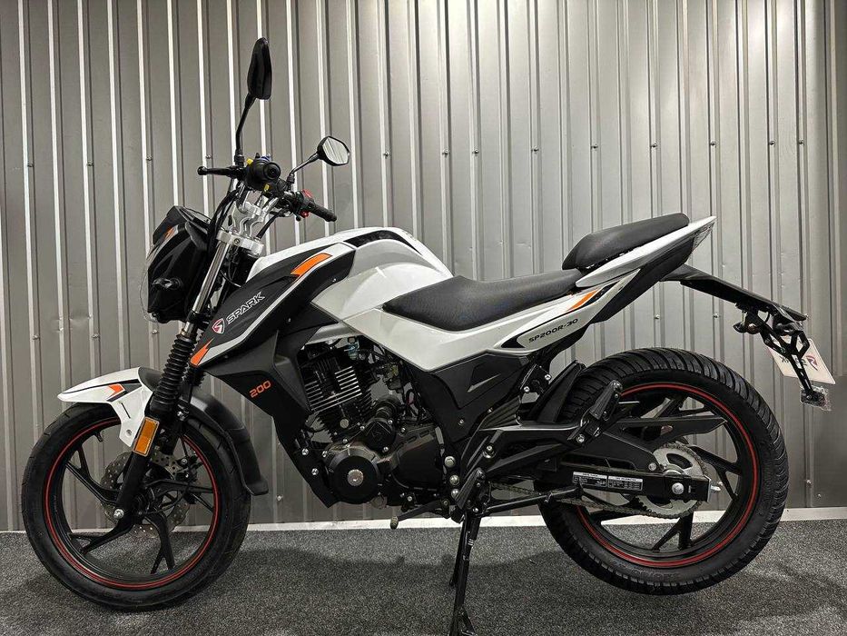 Новий мотоцикл Spark SP200R-30