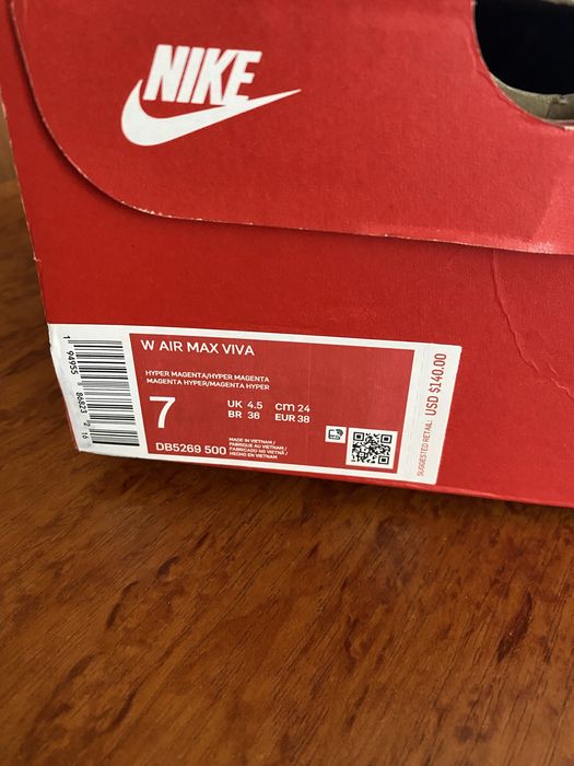 Кросівки жіночі NIKE