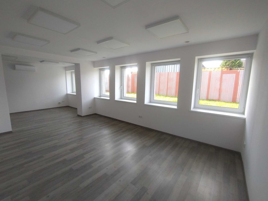 Biuro na wynajem w Skoczowie: 32,9 m2