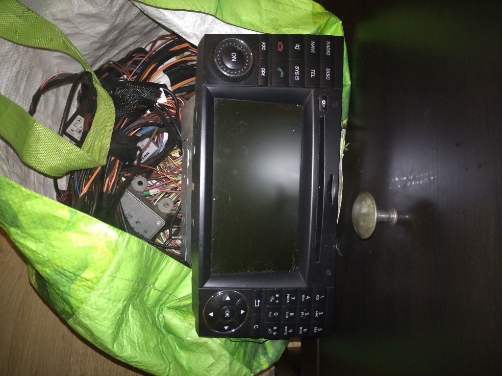 Mercedes w 211 radio