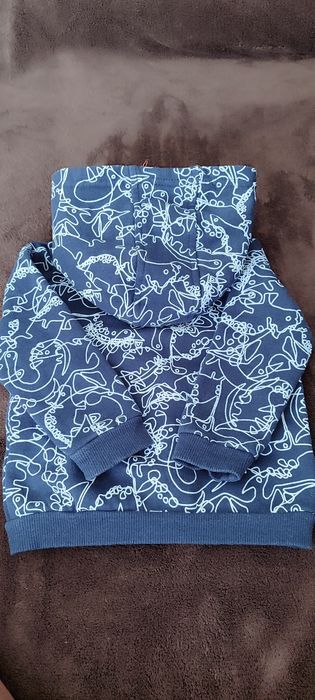 Bluza rozpinana z kapturem rozm. 74/80 stan. Bdb