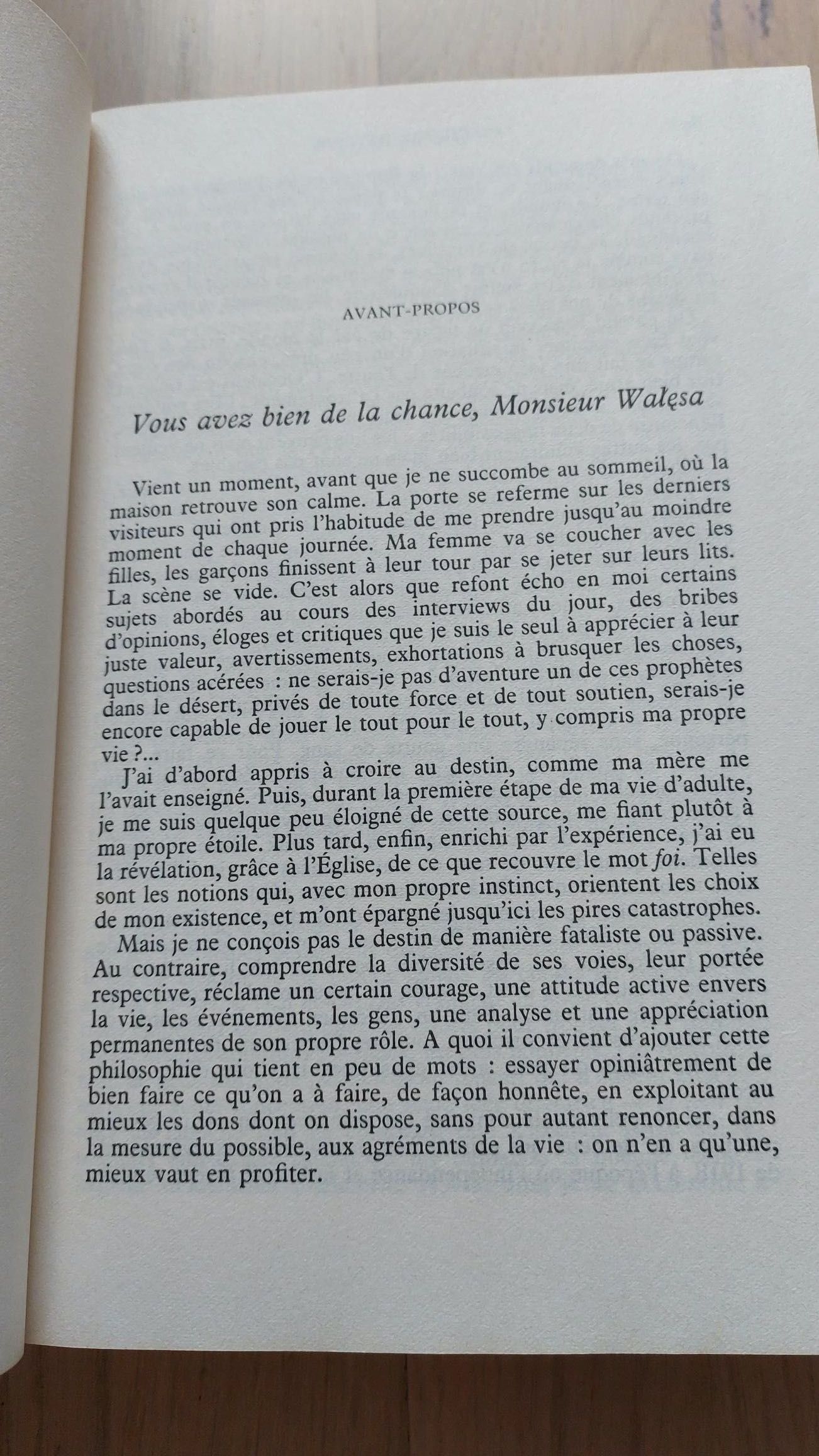 Lech Wałęsa, "Un chemin d'espoir", autobiographie, książka