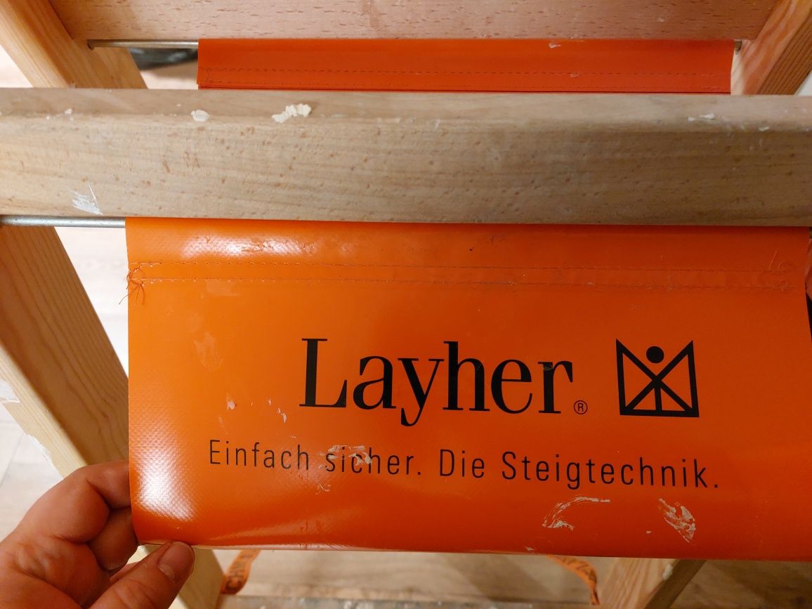Drabina malarska firmy Layher 2x4 stopnie