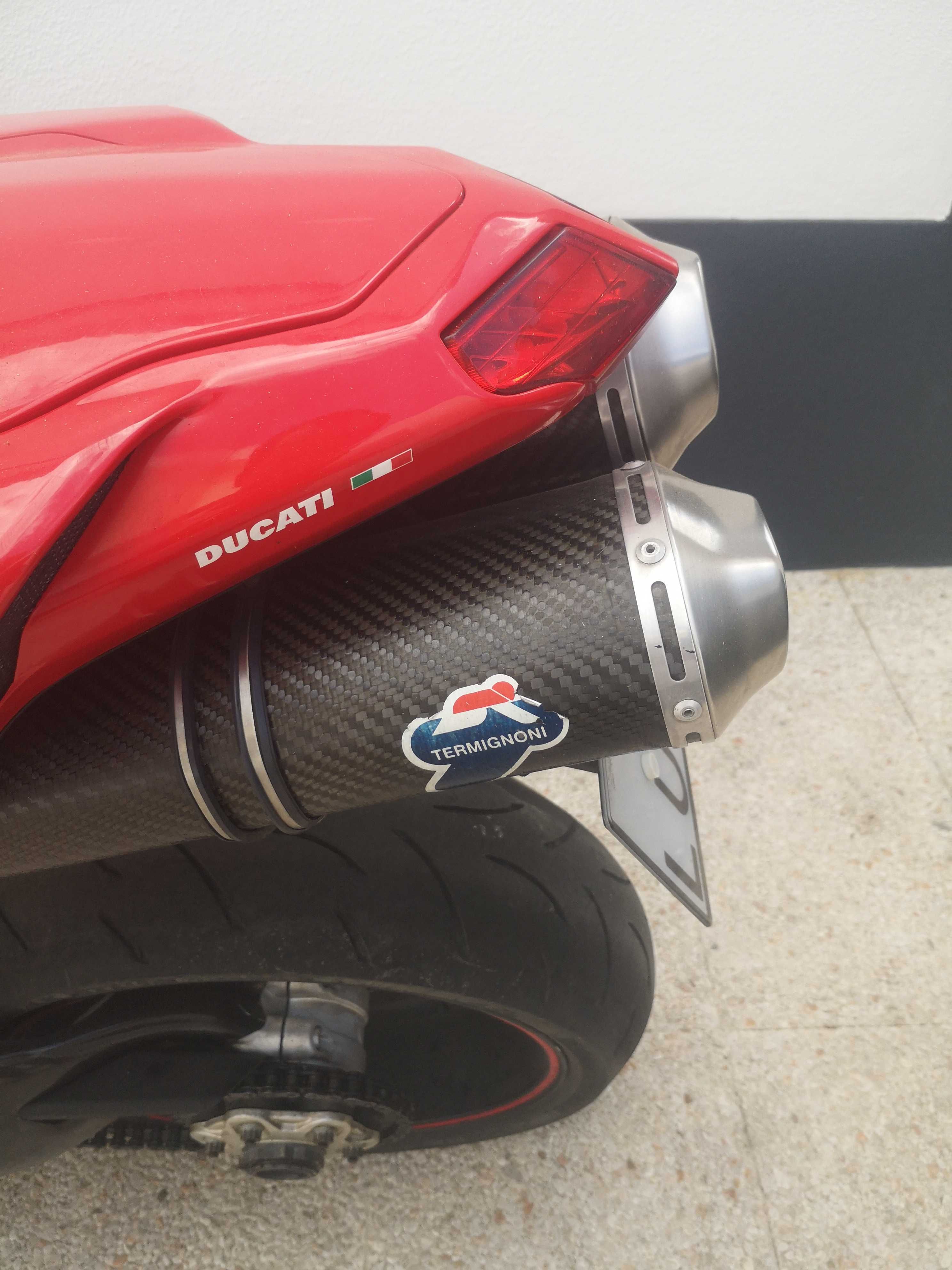 Ducati 1098 com extras