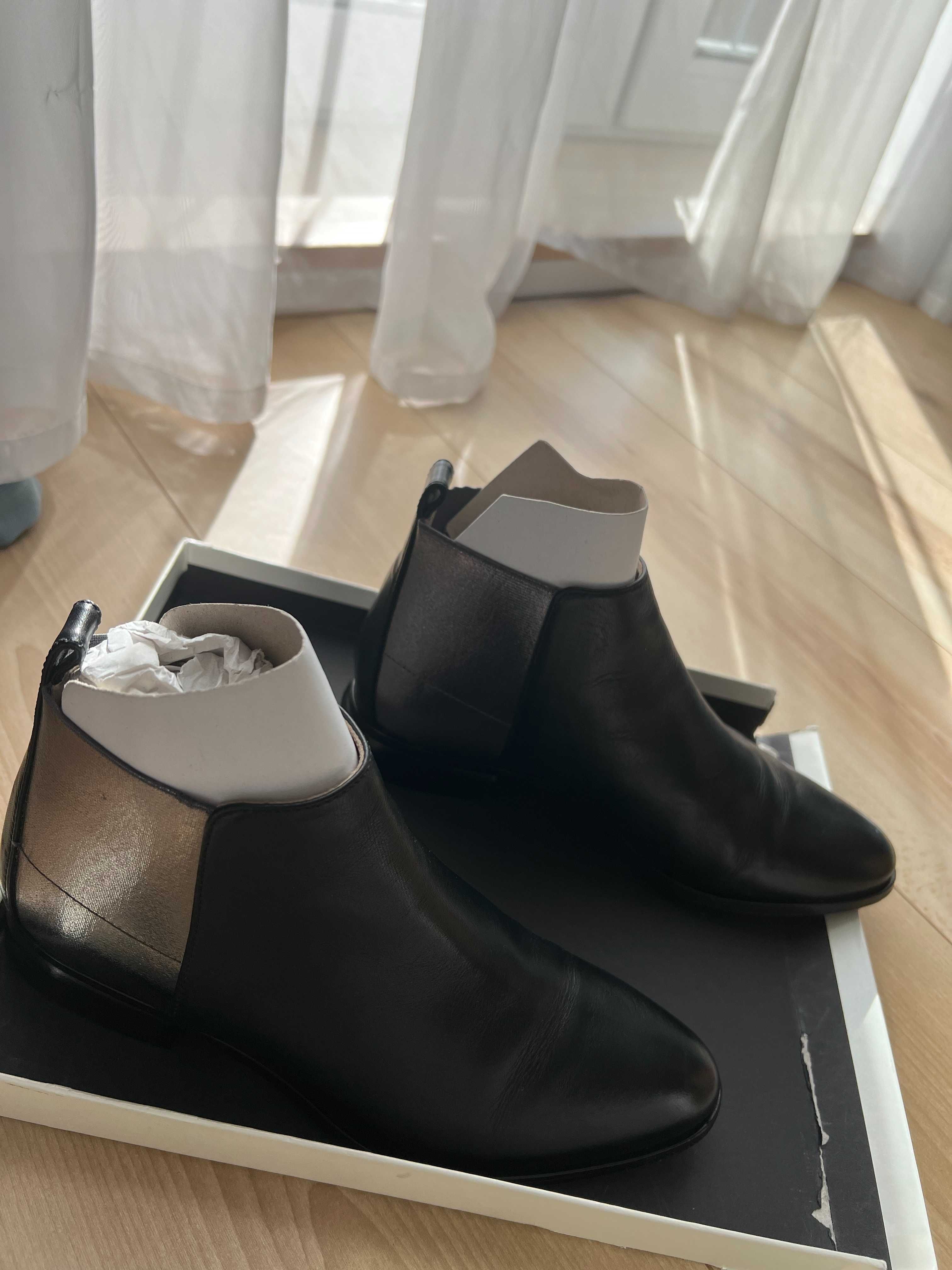 Чобітки (челсі) Armani 36 розмір