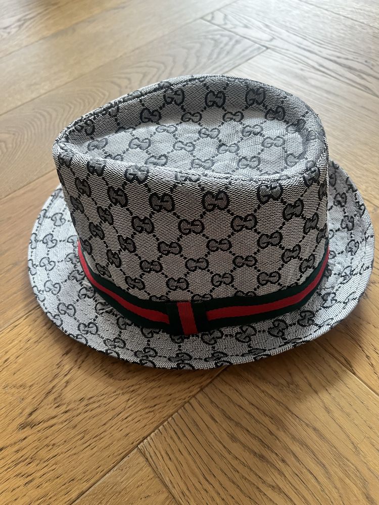 Gucci kapelusz