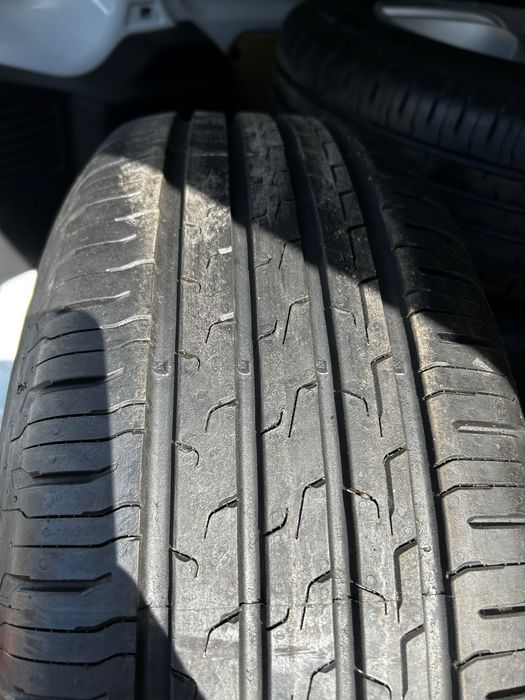 Nowe opony continental 215/65/17