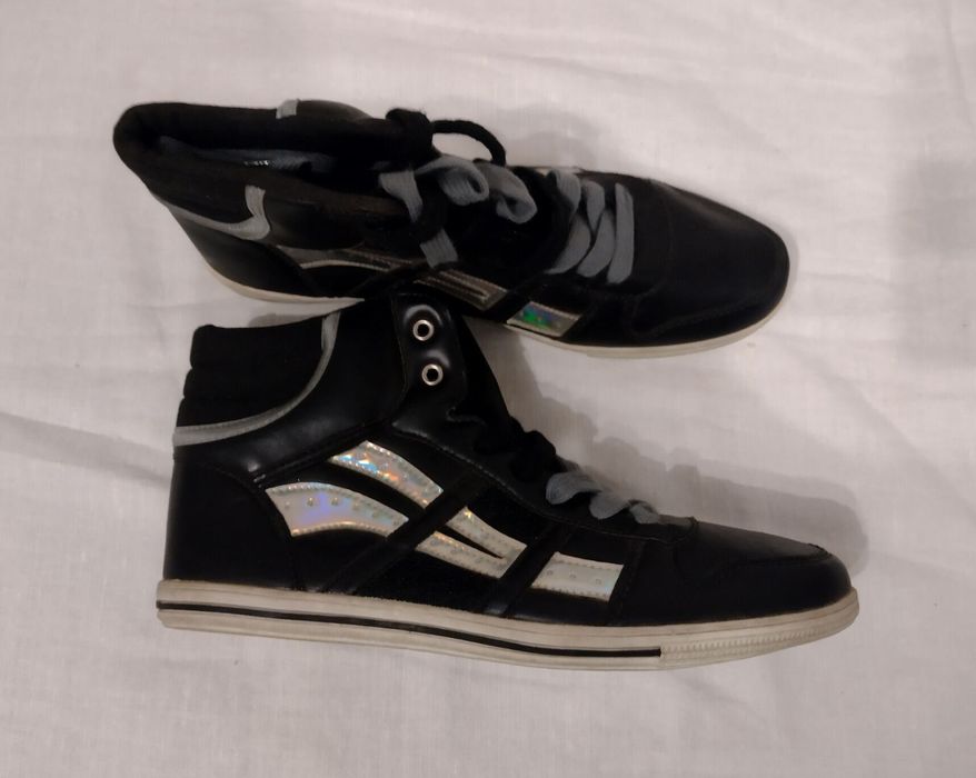 Кросівки жіночі One by Gemo (40)